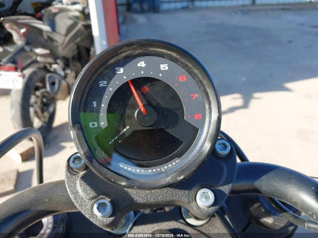 2023 HARLEY-DAVIDSON FXLRS 1HD1YWZ13PB072111 Photo 6