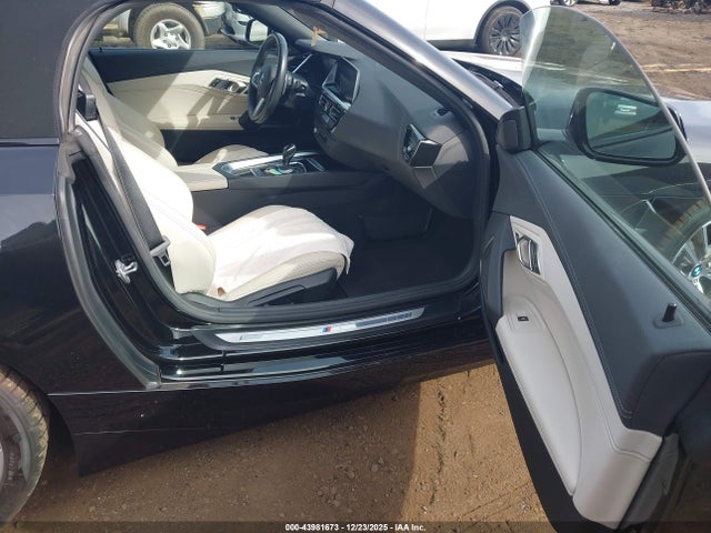 2020 BMW Z4 WBAHF3C00LWW83217 Photo 4