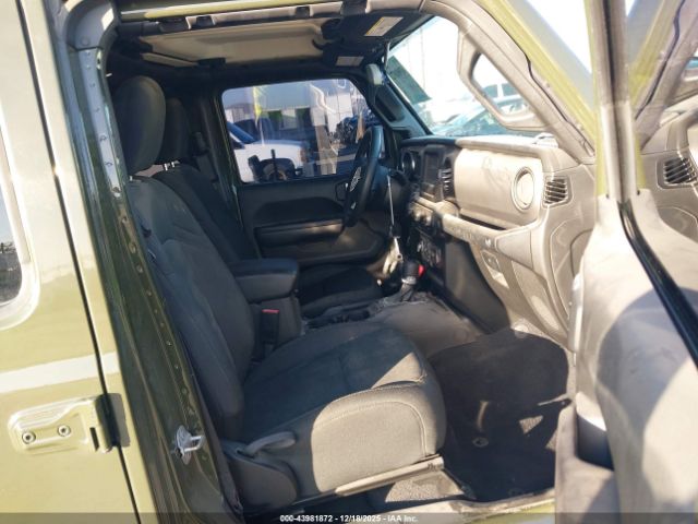 2022 JEEP WRANGLER UNLIMITED 1C4HJXDG5NW113205 Photo 4