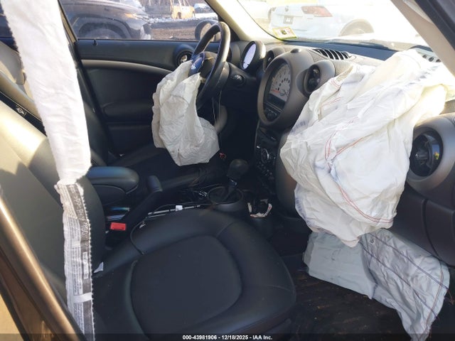 2012 MINI COOPER COUNTRYMAN WMWZB3C58CWM02681 Photo 4