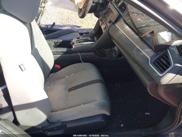 Aukcja sprzedaży 2016 Honda Civic Lx, vin: 19XFC2F57GE046118, numer aukcji: 43981953