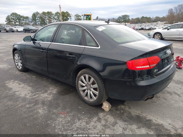 2011 AUDI A4 WAUHFBFL1BN015091 Photo 2
