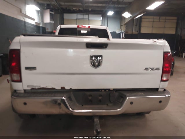 43982028 :رقم المزاد ، 3D73Y4CL0BG546319 vin ، 2011 Ram Ram 3500 Laramie مزاد بيع
