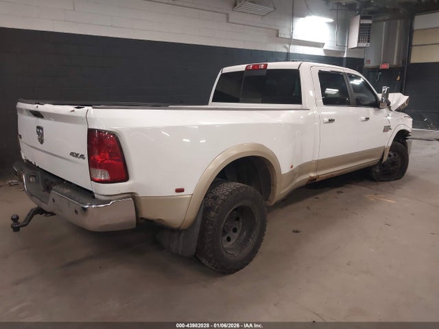 43982028 :رقم المزاد ، 3D73Y4CL0BG546319 vin ، 2011 Ram Ram 3500 Laramie مزاد بيع