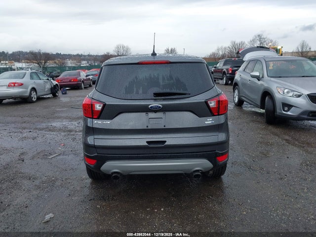 1FMCU9GDXKUA43881 Ford ESCAPE SE