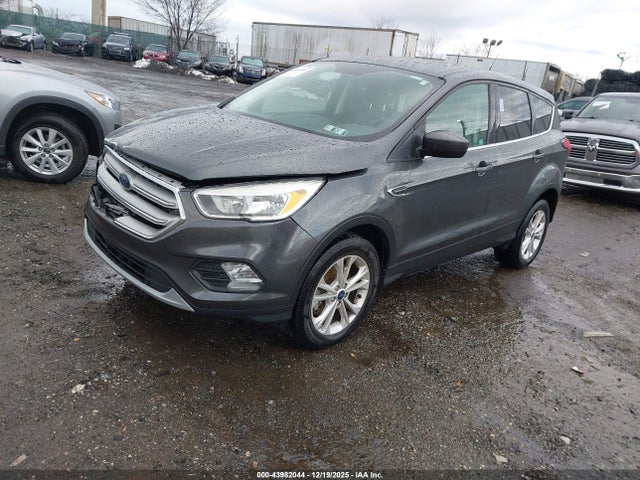 1FMCU9GDXKUA43881 Ford ESCAPE SE