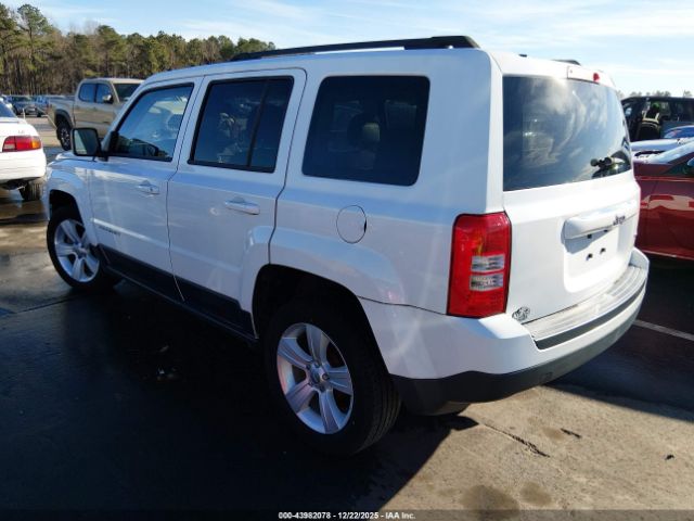 2016 JEEP PATRIOT 1C4NJPFB5GD527510 Photo 2