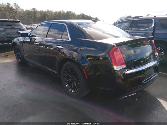 2015 CHRYSLER 300C 2C3CCAEGXFH853353 Photo 2