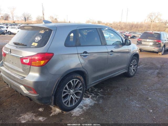 2019 MITSUBISHI OUTLANDER SPORT JA4AR3AU0KU024446 Photo 3