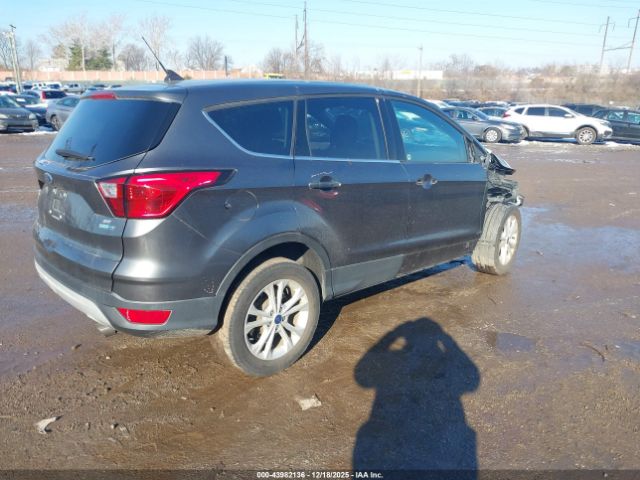 2019 FORD ESCAPE 1FMCU9GD9KUB43793 Photo 3