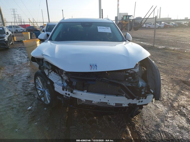 43982146 :رقم المزاد ، LRBFZSE40RD070514 vin ، 2024 Buick Envision Avenir Awd مزاد بيع