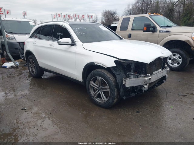 2018 MERCEDES-BENZ GLC 300 WDC0G4KB0JV029529