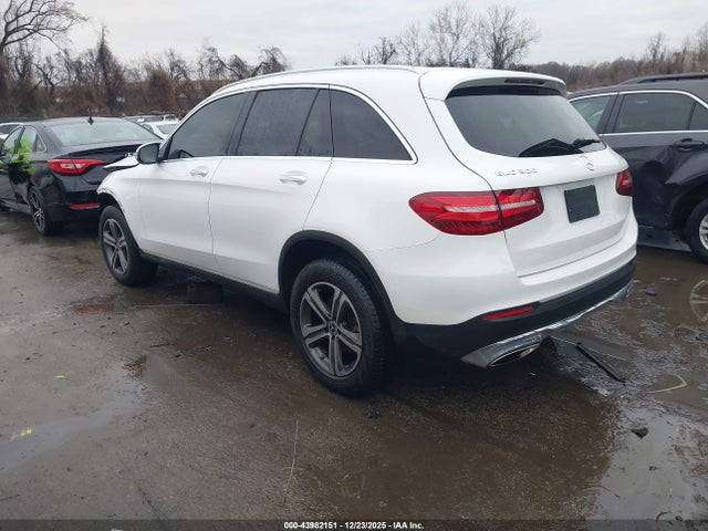 2018 MERCEDES-BENZ GLC 300 WDC0G4KB0JV029529 Photo 2