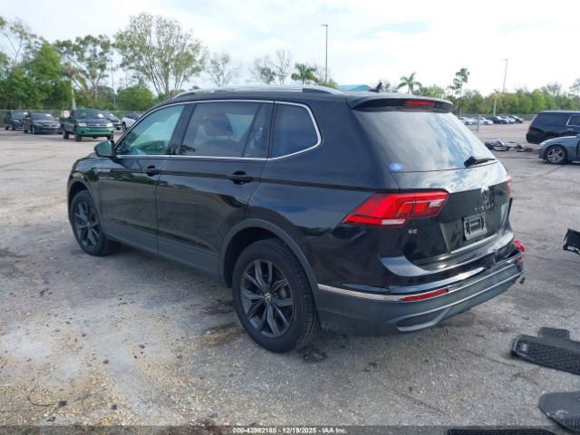 2022 VOLKSWAGEN TIGUAN 3VV3B7AXXNM152711 Photo 2