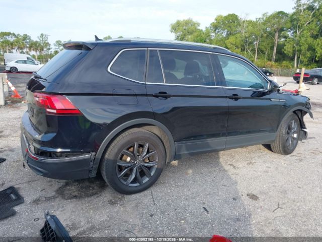 2022 VOLKSWAGEN TIGUAN 3VV3B7AXXNM152711 Photo 3