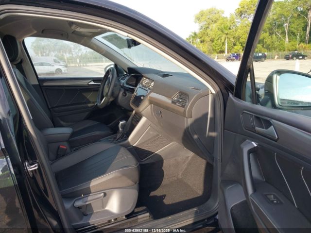 2022 VOLKSWAGEN TIGUAN 3VV3B7AXXNM152711 Photo 4