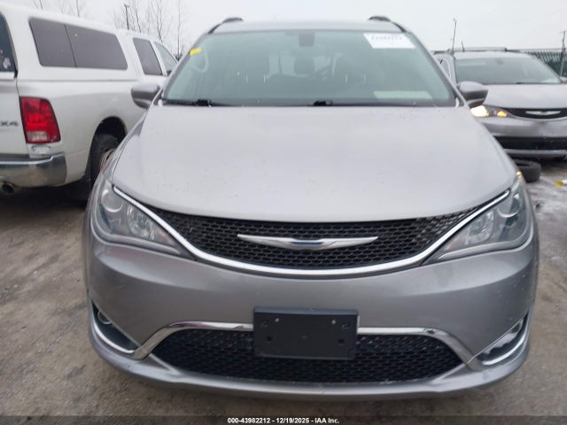 Aukcja sprzedaży 2017 Chrysler Pacifica Touring-l, vin: 2C4RC1BGXHR501235, numer aukcji: 43982212