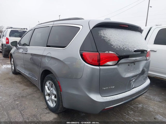 Aukcja sprzedaży 2017 Chrysler Pacifica Touring-l, vin: 2C4RC1BGXHR501235, numer aukcji: 43982212