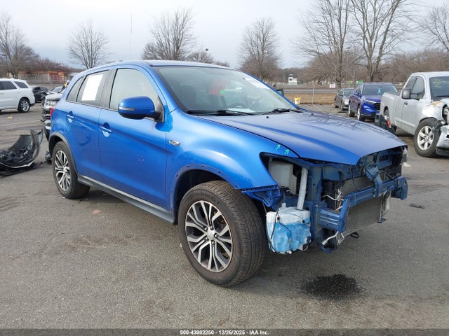 2018 MITSUBISHI OUTLANDER SPORT JA4AR3AU4JU025579 Photo 0