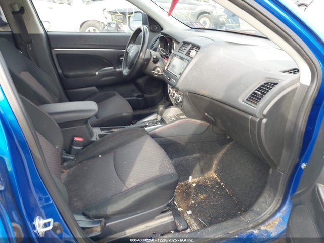 2018 MITSUBISHI OUTLANDER SPORT JA4AR3AU4JU025579 Photo 4