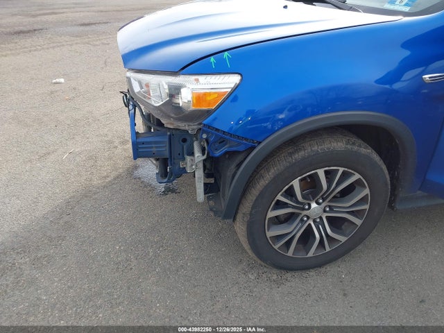 2018 MITSUBISHI OUTLANDER SPORT JA4AR3AU4JU025579 Photo 5