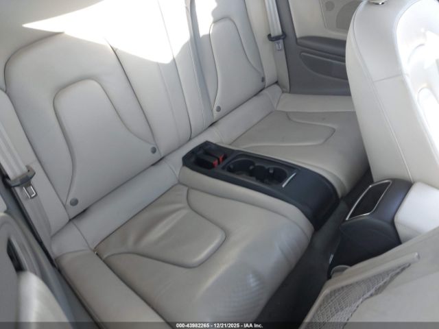 2010 AUDI A5 WAUAFAFH1AN019485 Photo 7