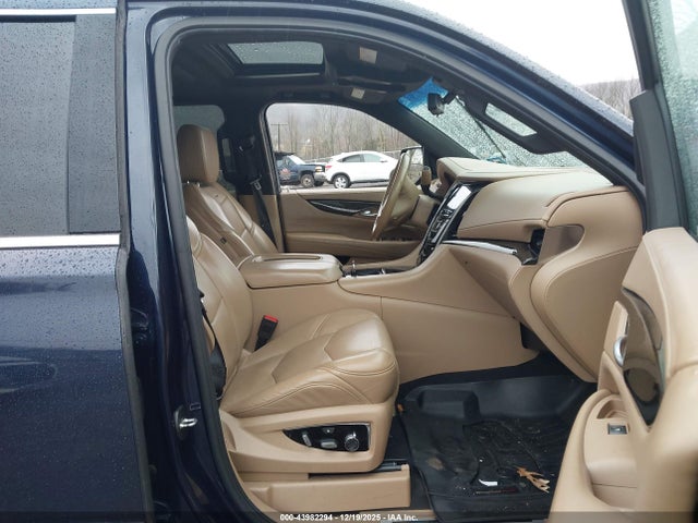 2018 CADILLAC ESCALADE ESV 1GYS4KKJXJR275297 Photo 4