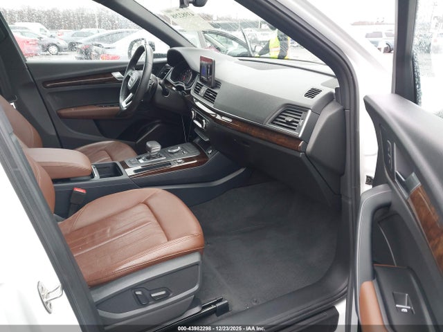 2019 AUDI Q5 WA1ANAFY1K2051856 Photo 4