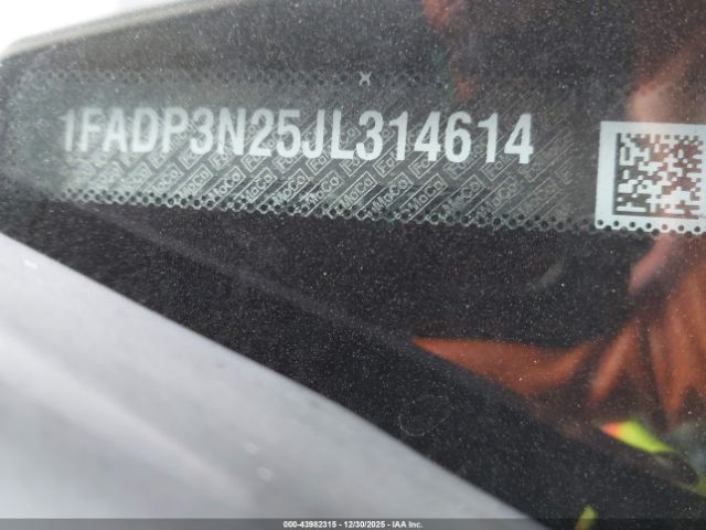 2018 FORD FOCUS 1FADP3N25JL314614 Photo 8