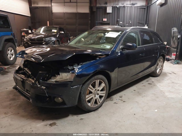 2010 AUDI A4 WAUSFAFLXAA176027 Photo 1