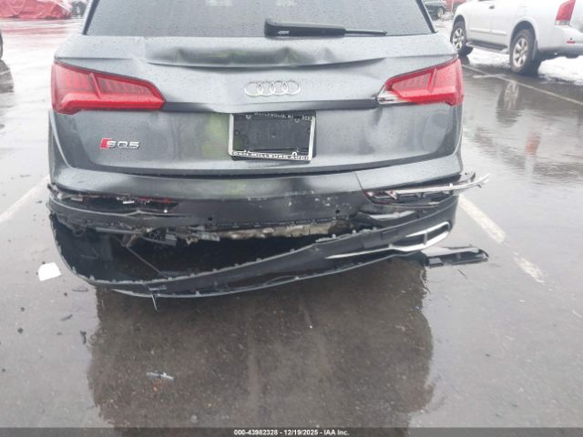 2018 AUDI SQ5 WA1A4AFY8J2033663 Photo 5