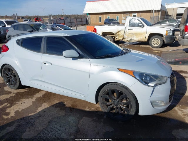 Aukcja sprzedaży 2015 Hyundai Veloster Flex, vin: KMHTC6AD9FU221411, numer aukcji: 43982368