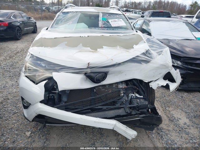 2T3WFREV4HW312850 Toyota Rav4 Xle