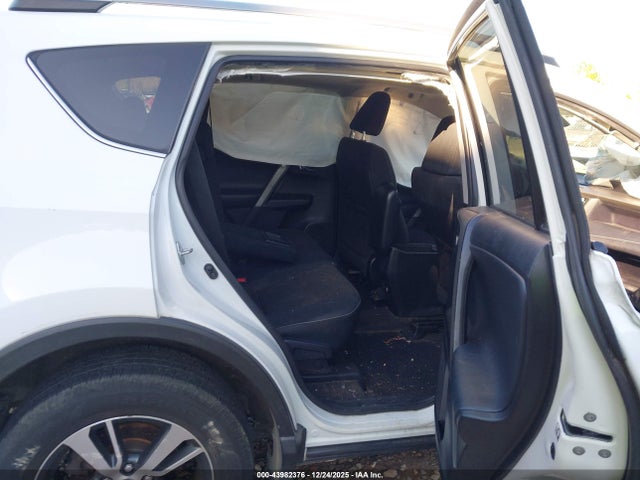 2T3WFREV4HW312850 Toyota Rav4 Xle