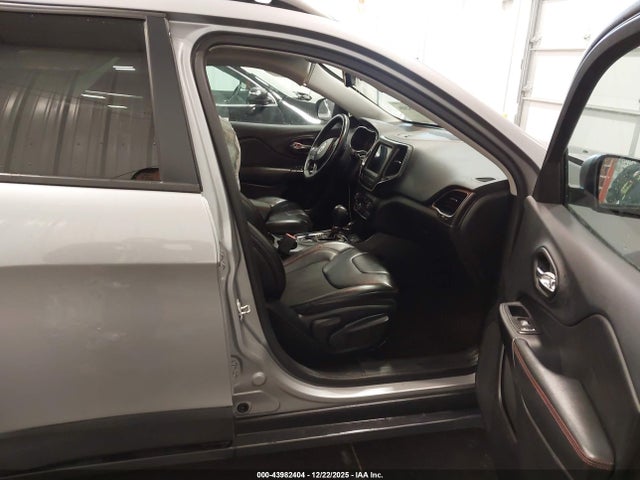Jeep Cherokee Trailhawk 4x4 2019 1C4PJMBN2KD182713 Image 5