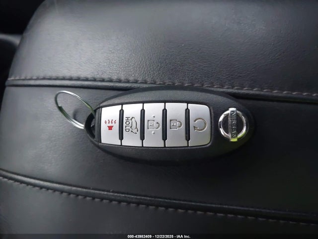Nissan Rogue Sl 2017 5N1AT2MT0HC784200 Image 11