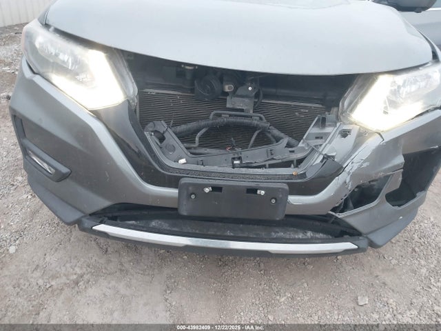 Nissan Rogue Sl 2017 5N1AT2MT0HC784200 Image 6