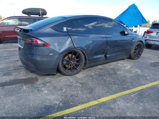2018 TESLA MODEL X 5YJXCBE24JF142771 Photo 3