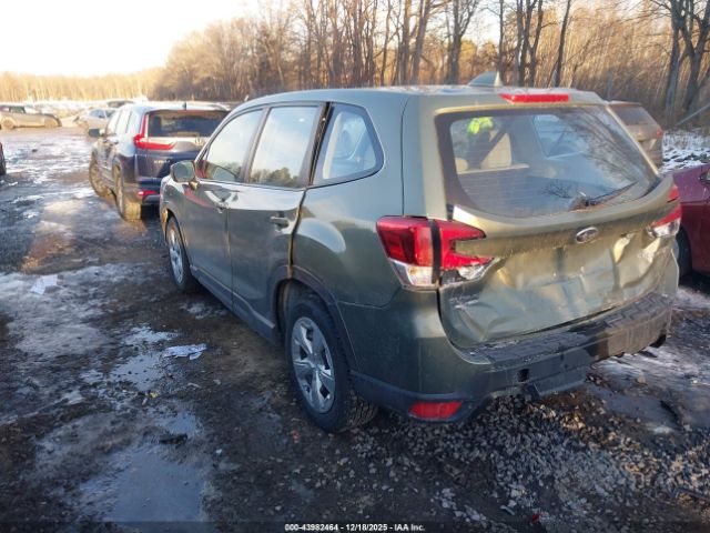 2021 SUBARU FORESTER JF2SKAAC3MH526181 Photo 2