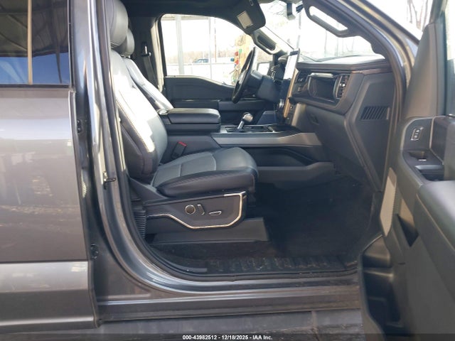 2022 FORD F-150 LIGHTNING 1FT6W1EV4NWG11074 Photo 4