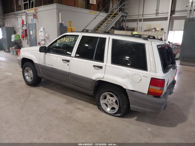 1996 JEEP GRAND CHEROKEE 1J4GZ58Y2TC273143 Photo 2