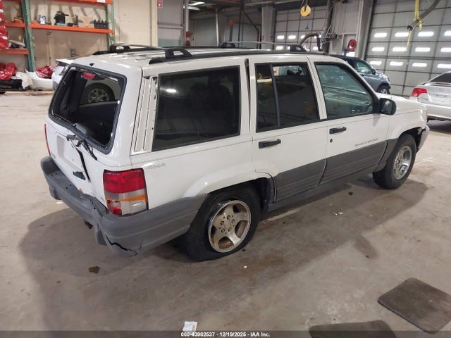 1996 JEEP GRAND CHEROKEE 1J4GZ58Y2TC273143 Photo 3