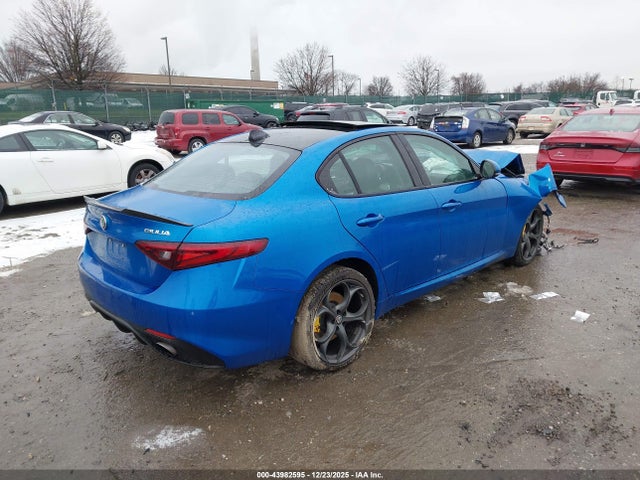 ZARFANBN8K7605218 Alfa Romeo Giulia Ti Sport Awd