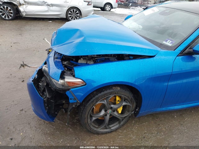 ZARFANBN8K7605218 Alfa Romeo Giulia Ti Sport Awd