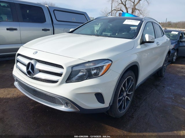 2017 MERCEDES-BENZ GLA 250 WDCTG4GB7HJ302537 Photo 1
