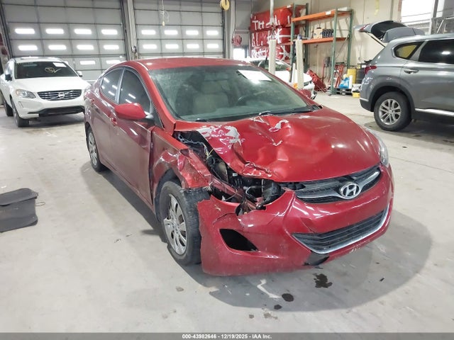 2012 HYUNDAI ELANTRA KMHDH4AE2CU274272