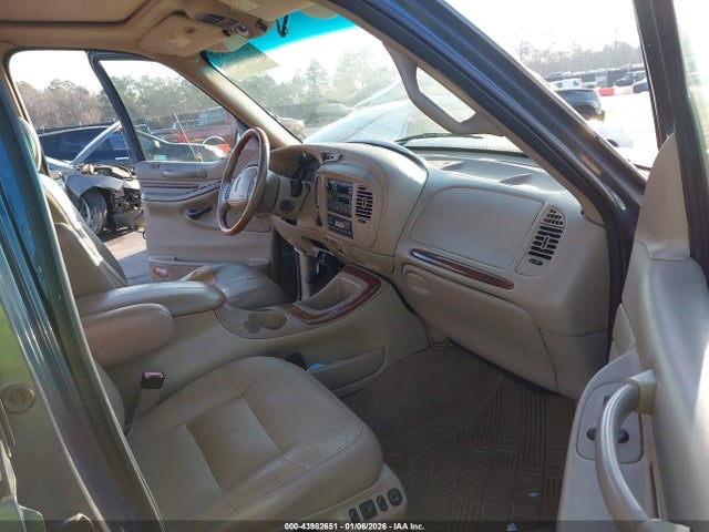 1998 LINCOLN NAVIGATOR 5LMPU28L6WLJ51437 Photo 4
