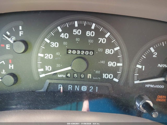 1998 LINCOLN NAVIGATOR 5LMPU28L6WLJ51437 Photo 6