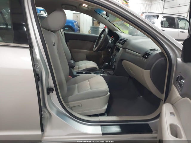 Продажа на аукционе авто 2011 Ford Fusion Se, vin: 3FAHP0HA3BR231480, номер лота: 43982668