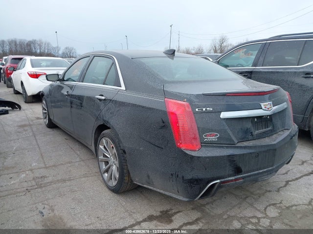 2018 CADILLAC CTS 1G6AX5SS9J0158045 Photo 2